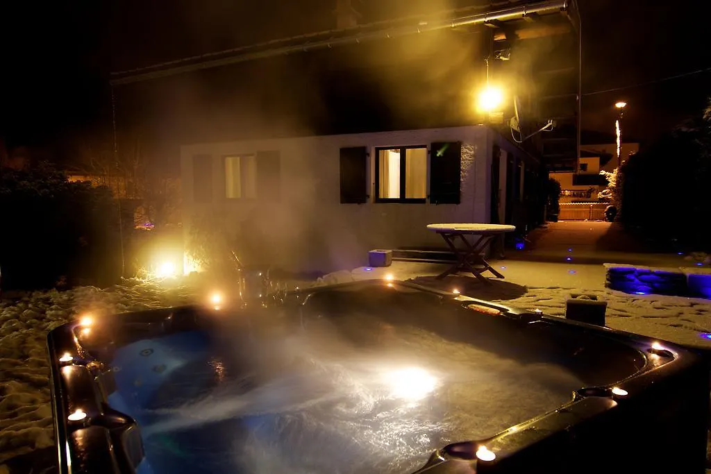Chalet Cosmique Chamonix 0*,